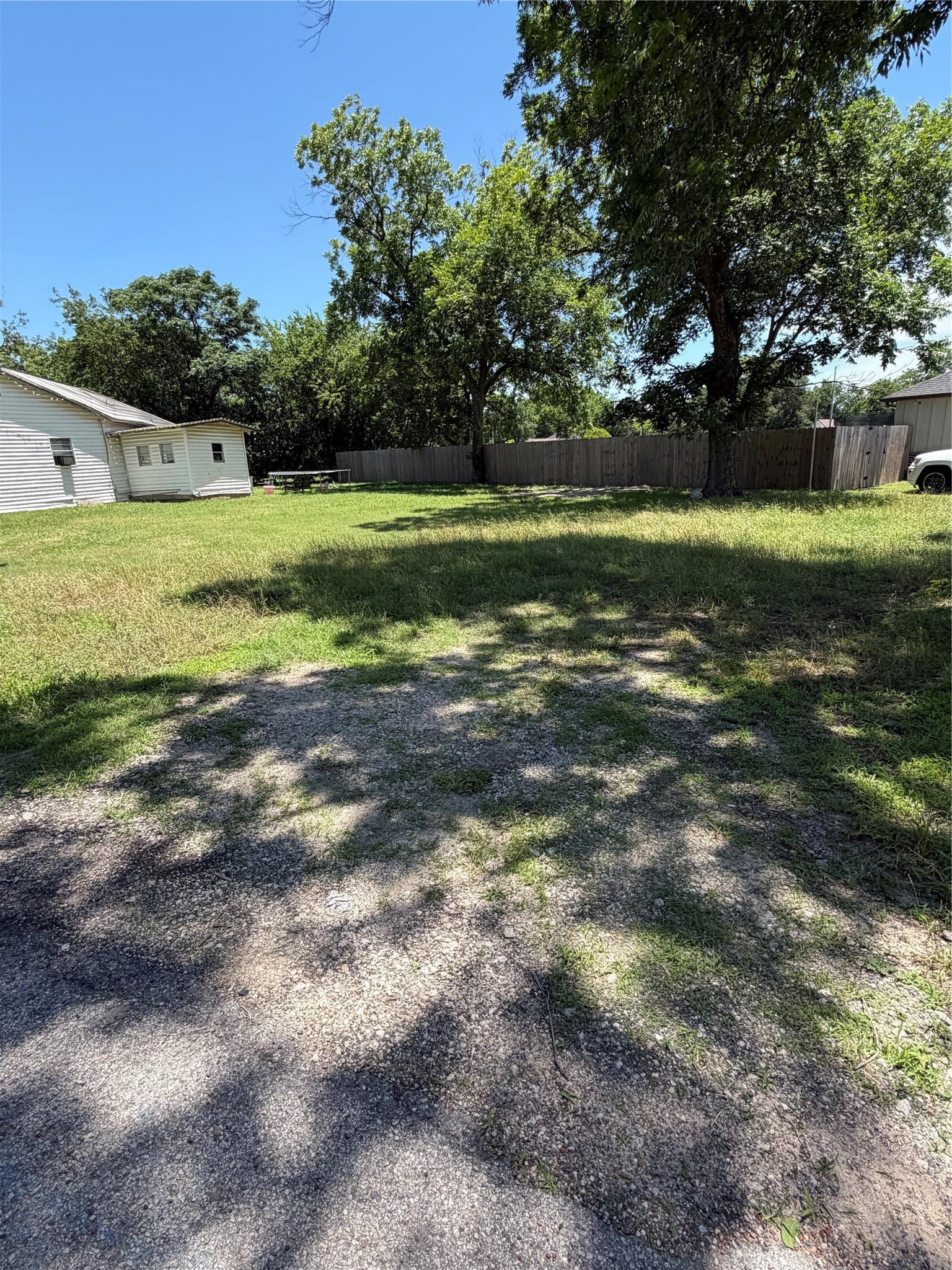 409 E Alamo Street Terrell TX 75160