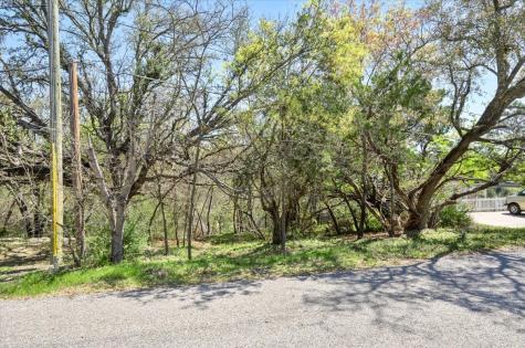 1011 Hidden Cove Trail Granbury TX 76049