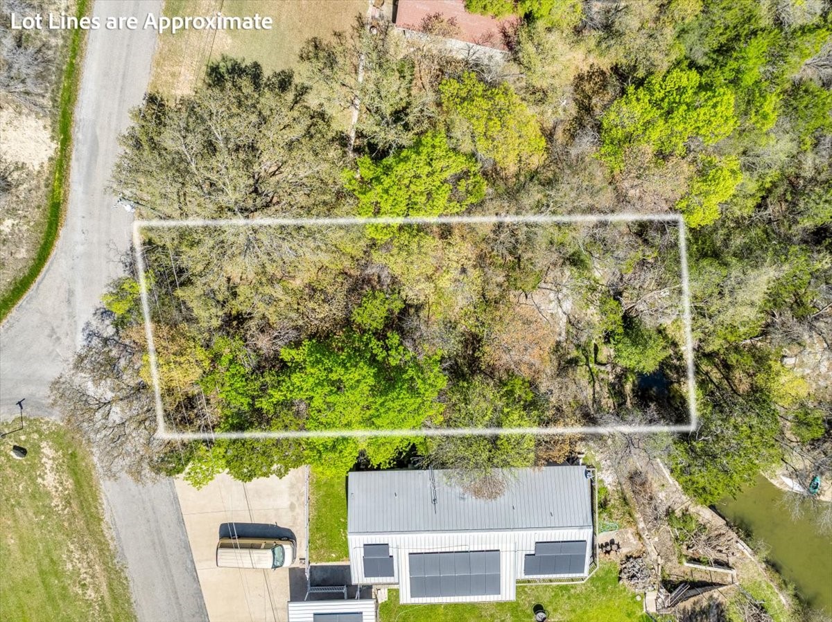 1011 Hidden Cove Trail Granbury TX 76049