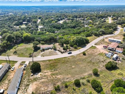 3102 Hilltop Court Granbury TX 76048