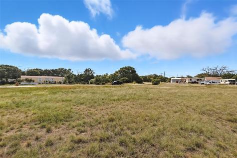3102 Hilltop Court Granbury TX 76048