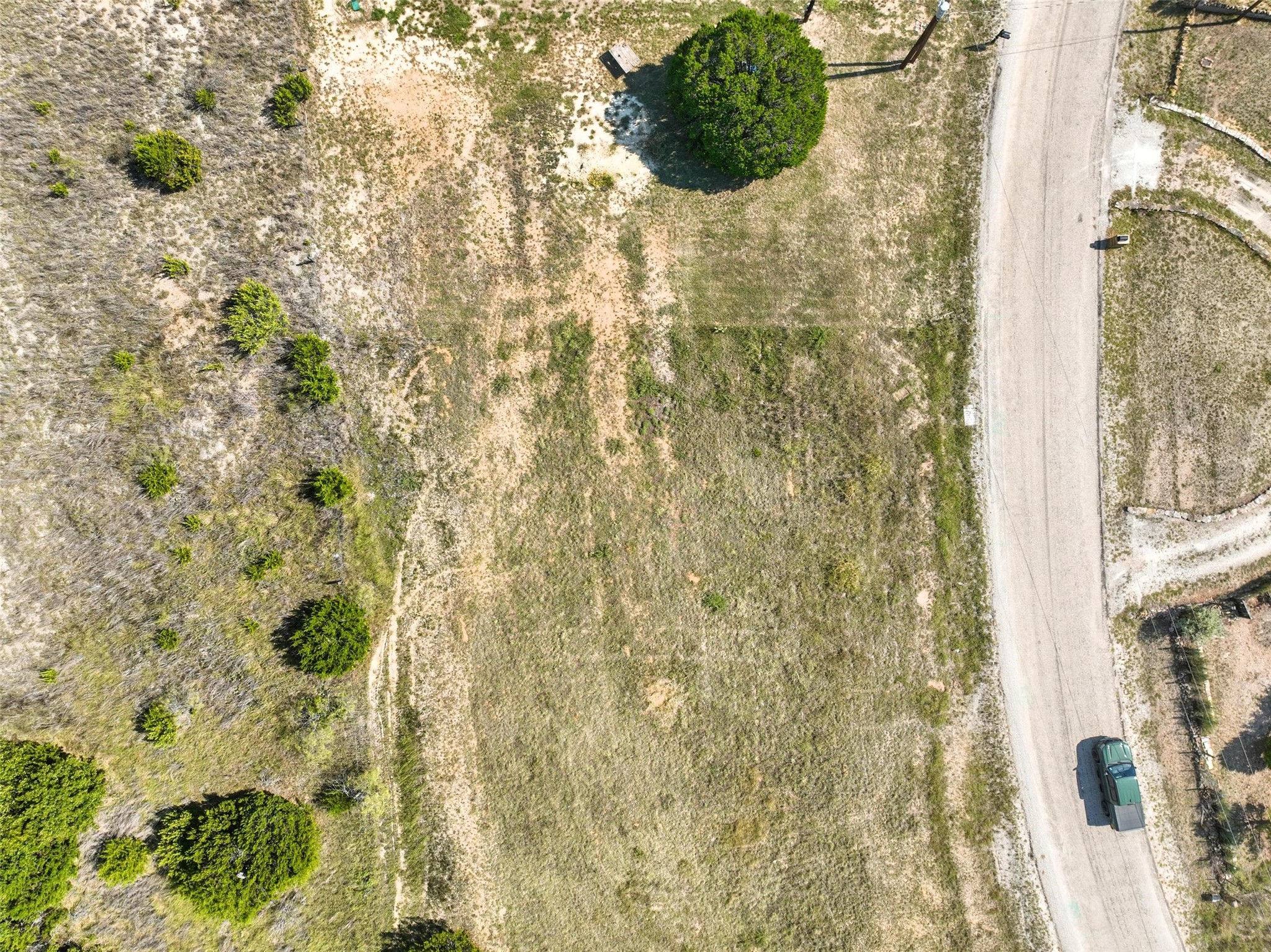 3102 Hilltop Court Granbury TX 76048