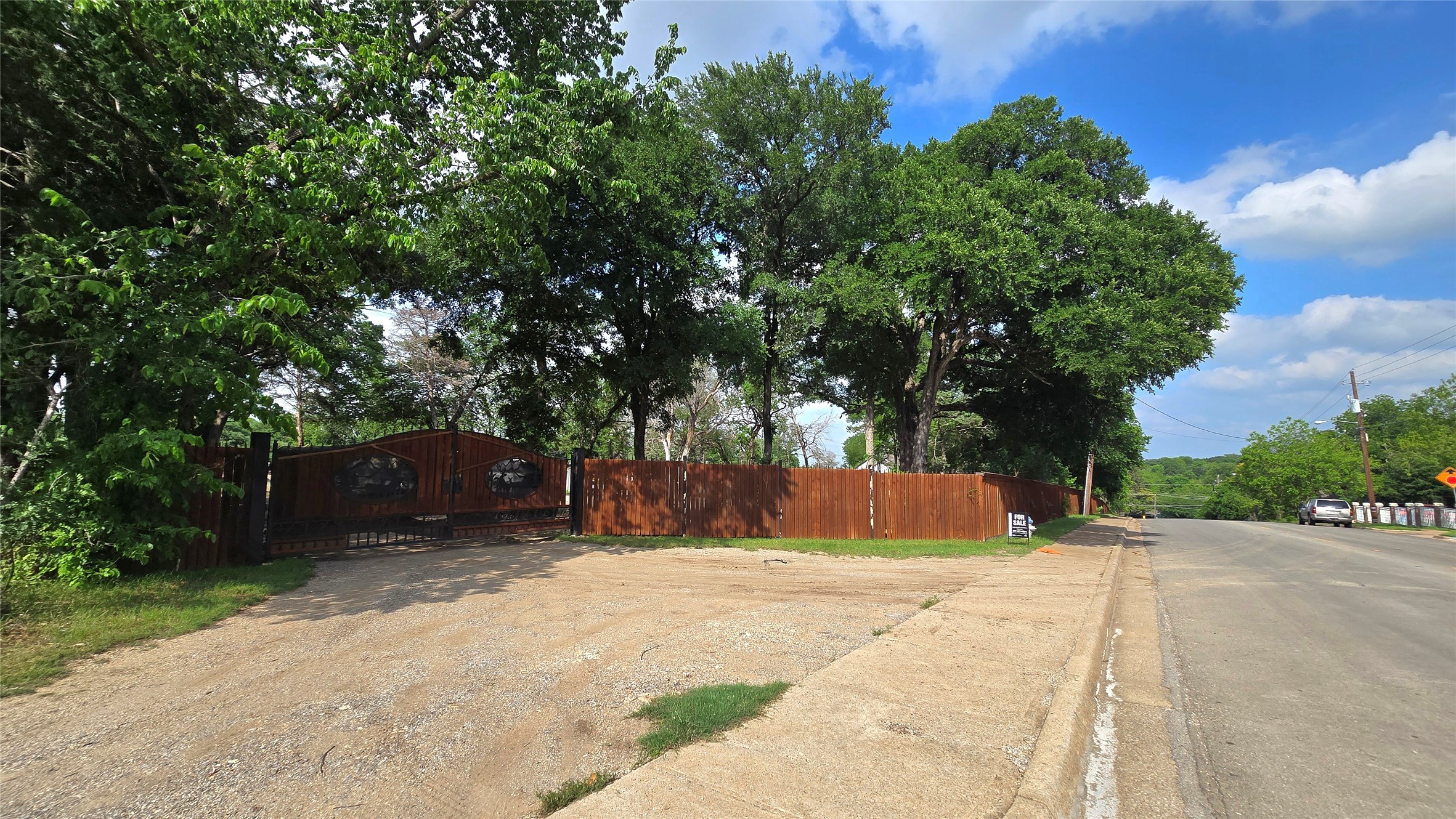 2401 Gibbs Williams Road Dallas TX 75233