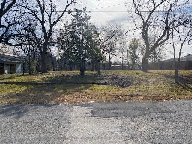 314 E 2nd Street Bonham TX 75418