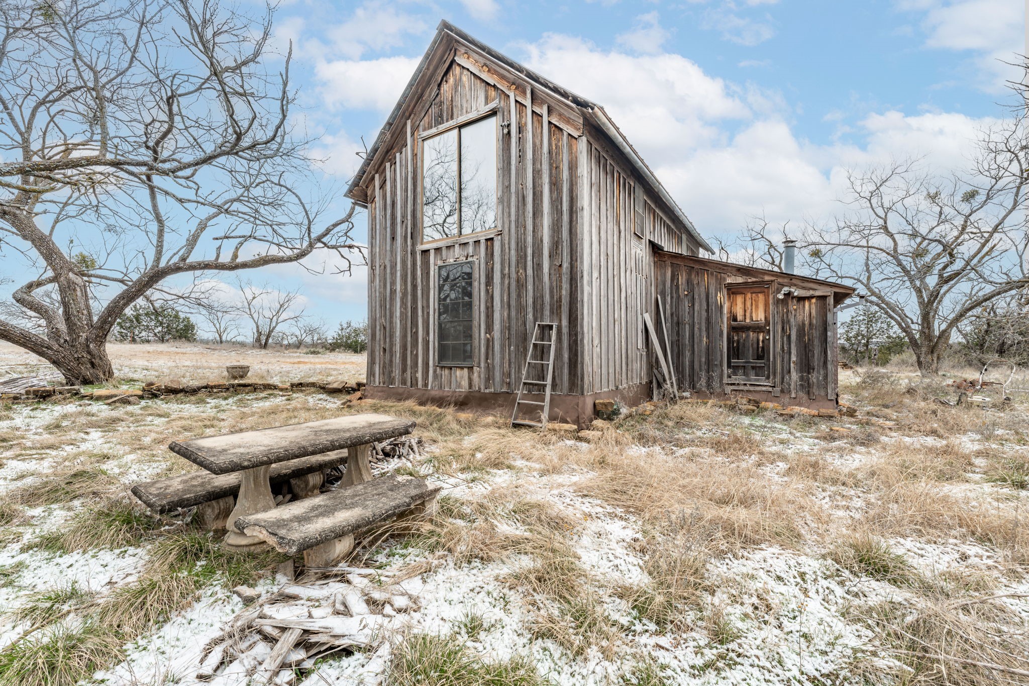 14459 County Road 107 Mingus TX 76463
