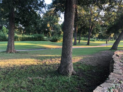 1300 Pioneer Trail Bonham TX 75418