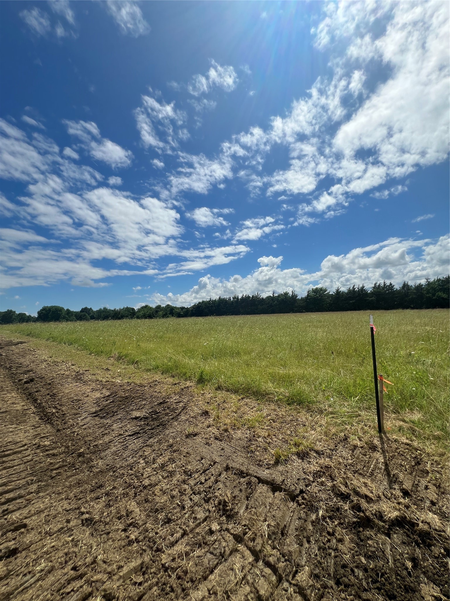 195 Pr 33267 Sumner TX 75486