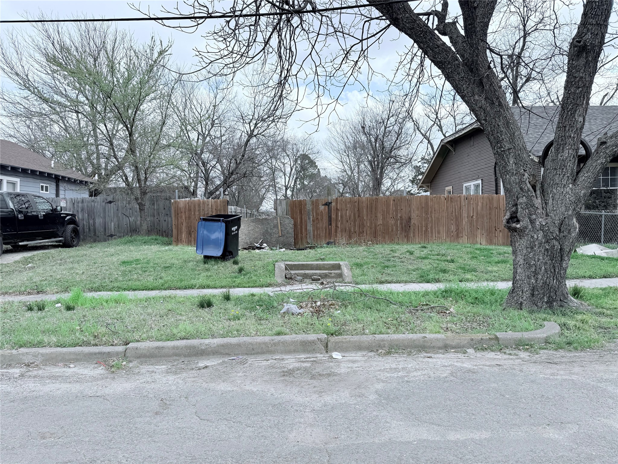2915 Walnut Street Greenville TX 75401