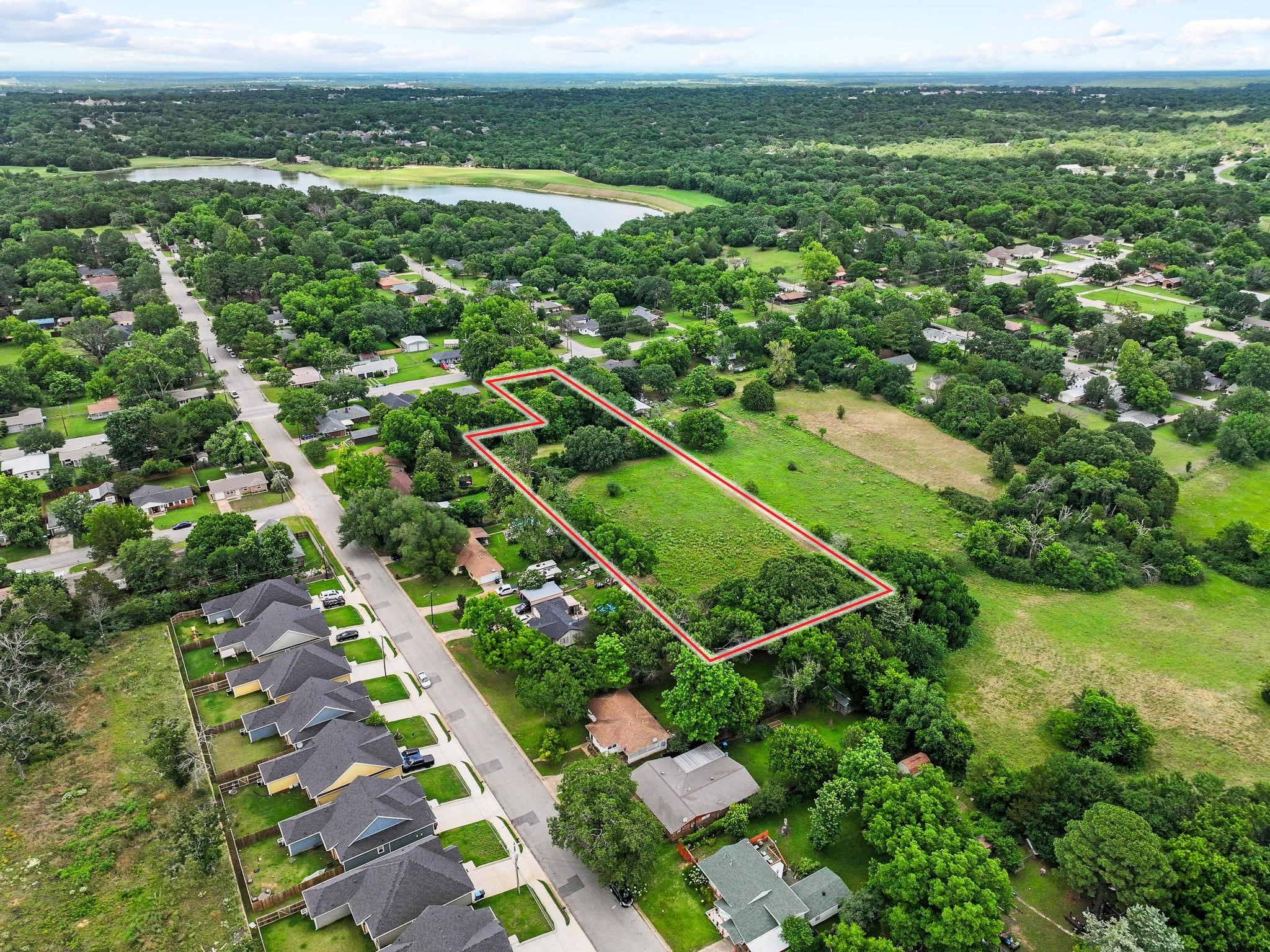 2406 Loy Lake Road Denison TX 75020