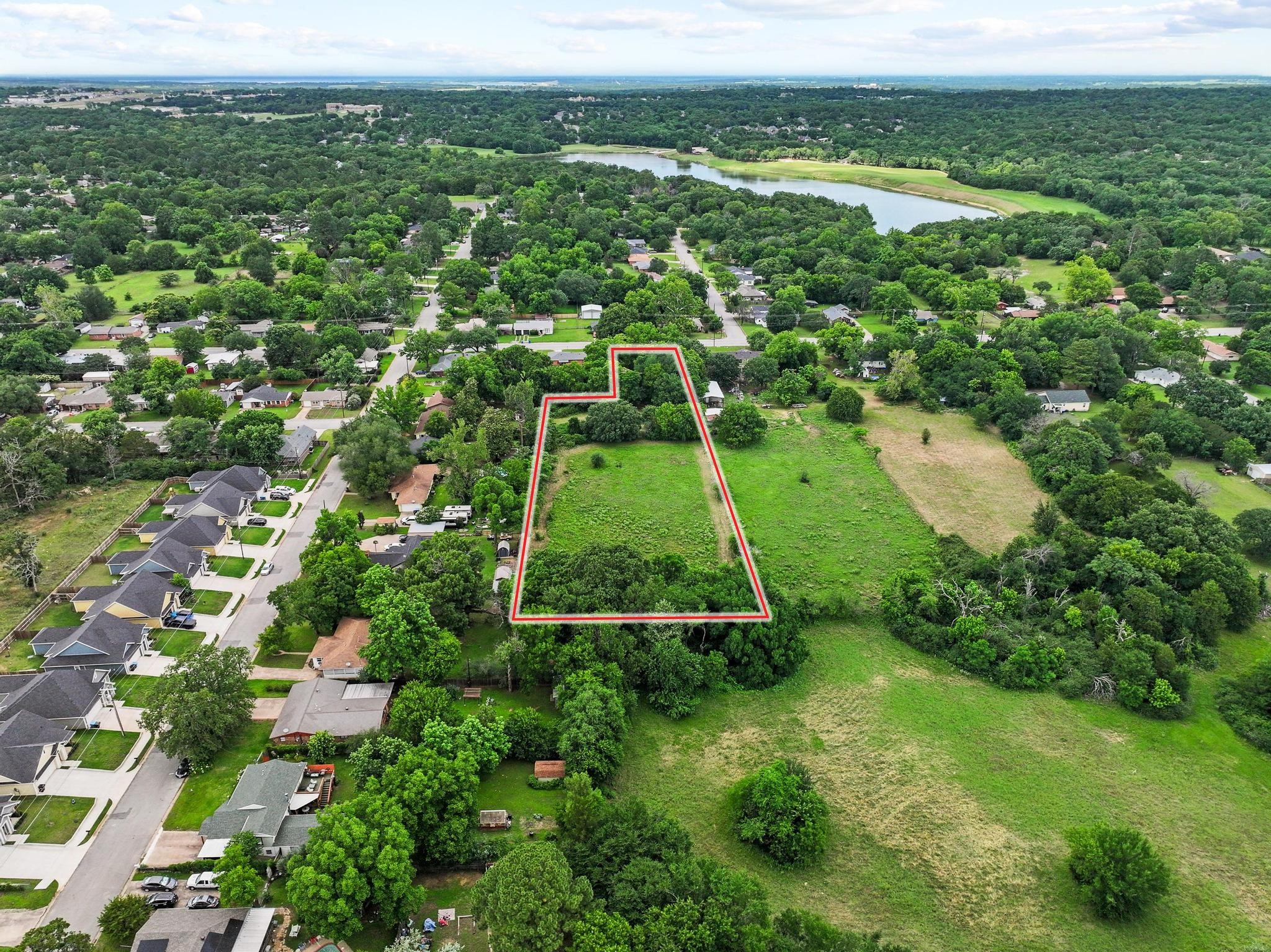2406 Loy Lake Road Denison TX 75020