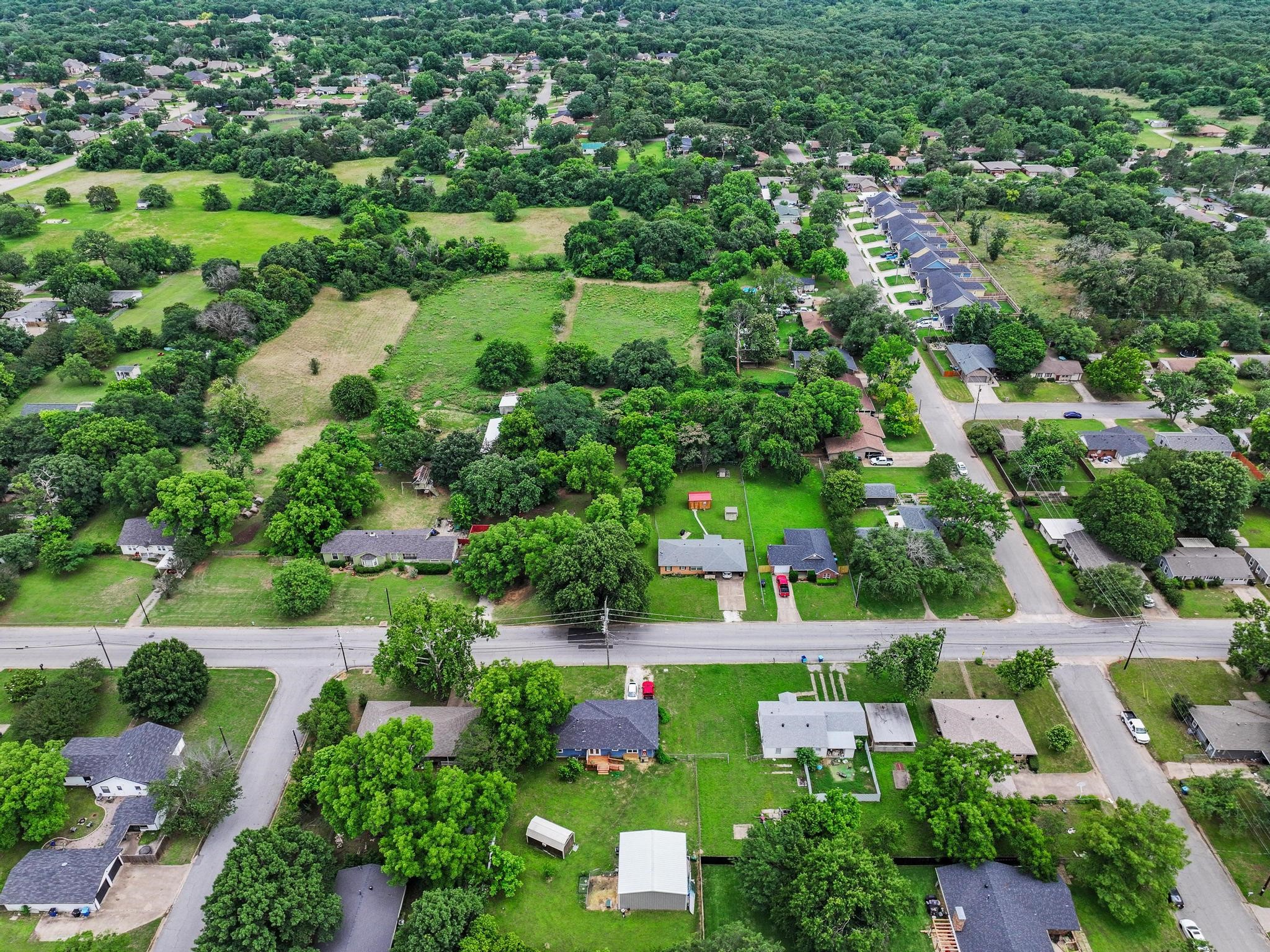 2406 Loy Lake Road Denison TX 75020