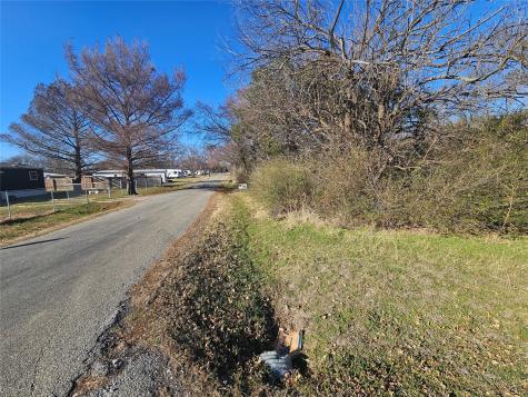 Lots 536 & 537 Choctaw Drive Gordonville TX 76245