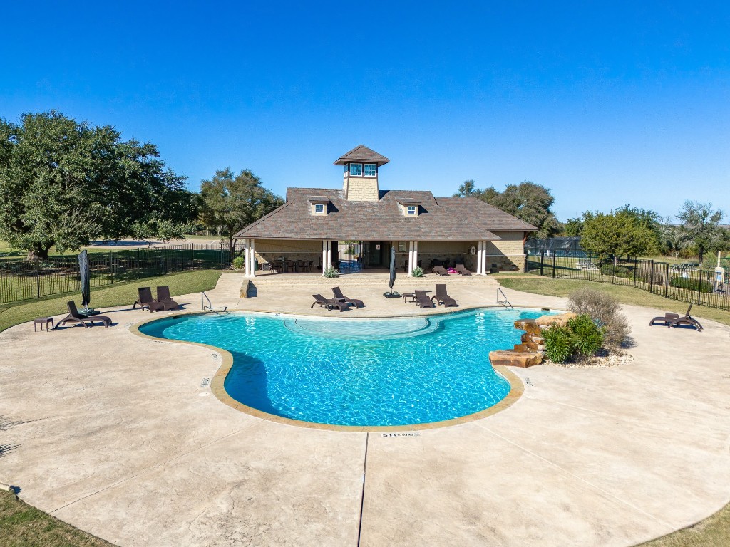 7102 S Monticello Drive Cleburne TX 76033