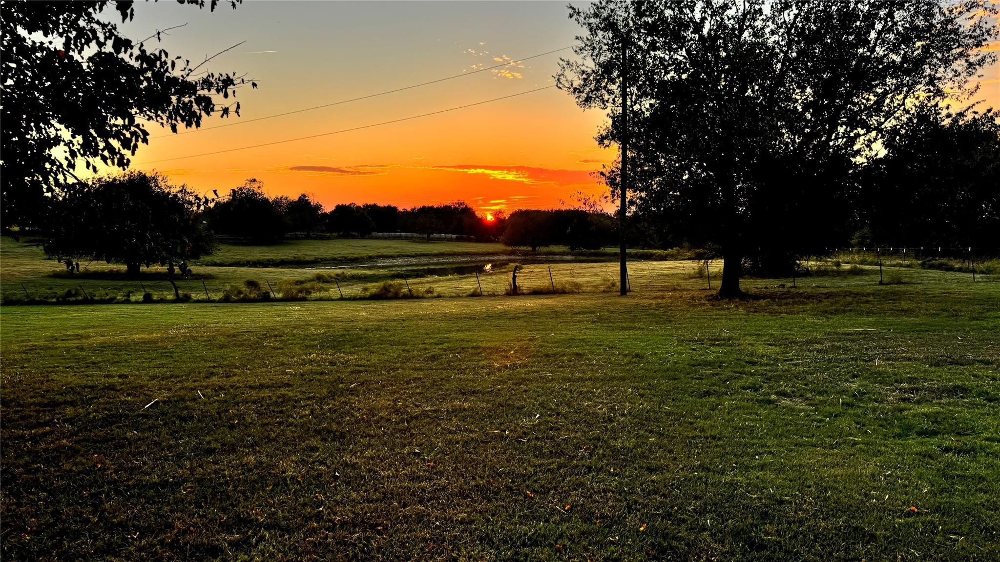 1258 County Road 352 Road Gainesville TX 76240