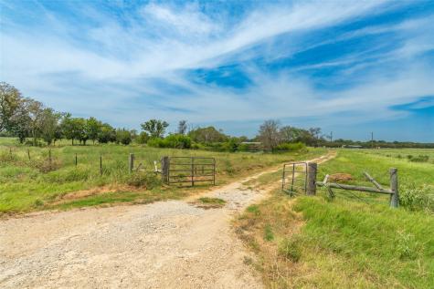 1987 Farm Road 900 N Saltillo TX 75478