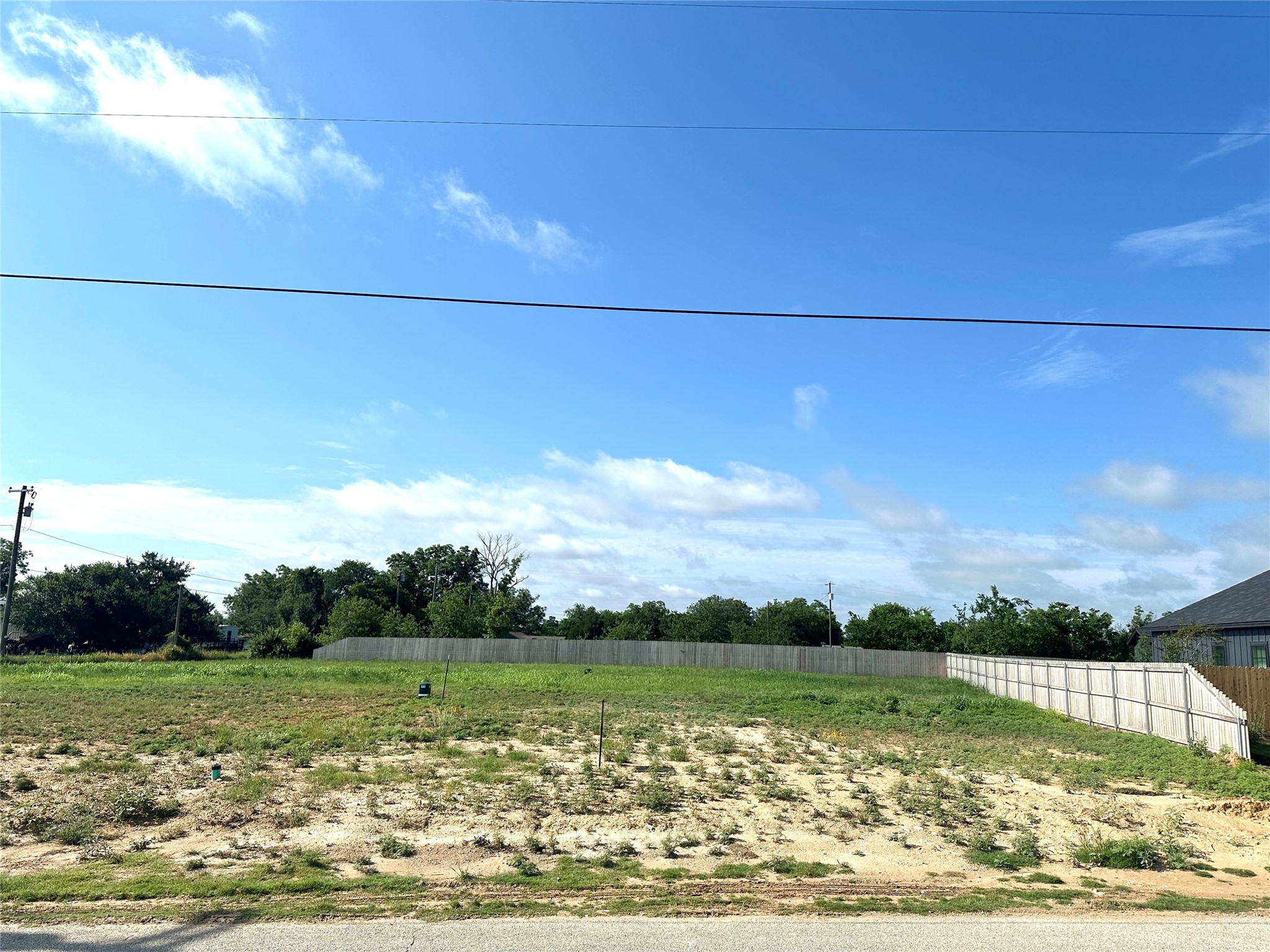 1006 E Highland Avenue Comanche TX 76442