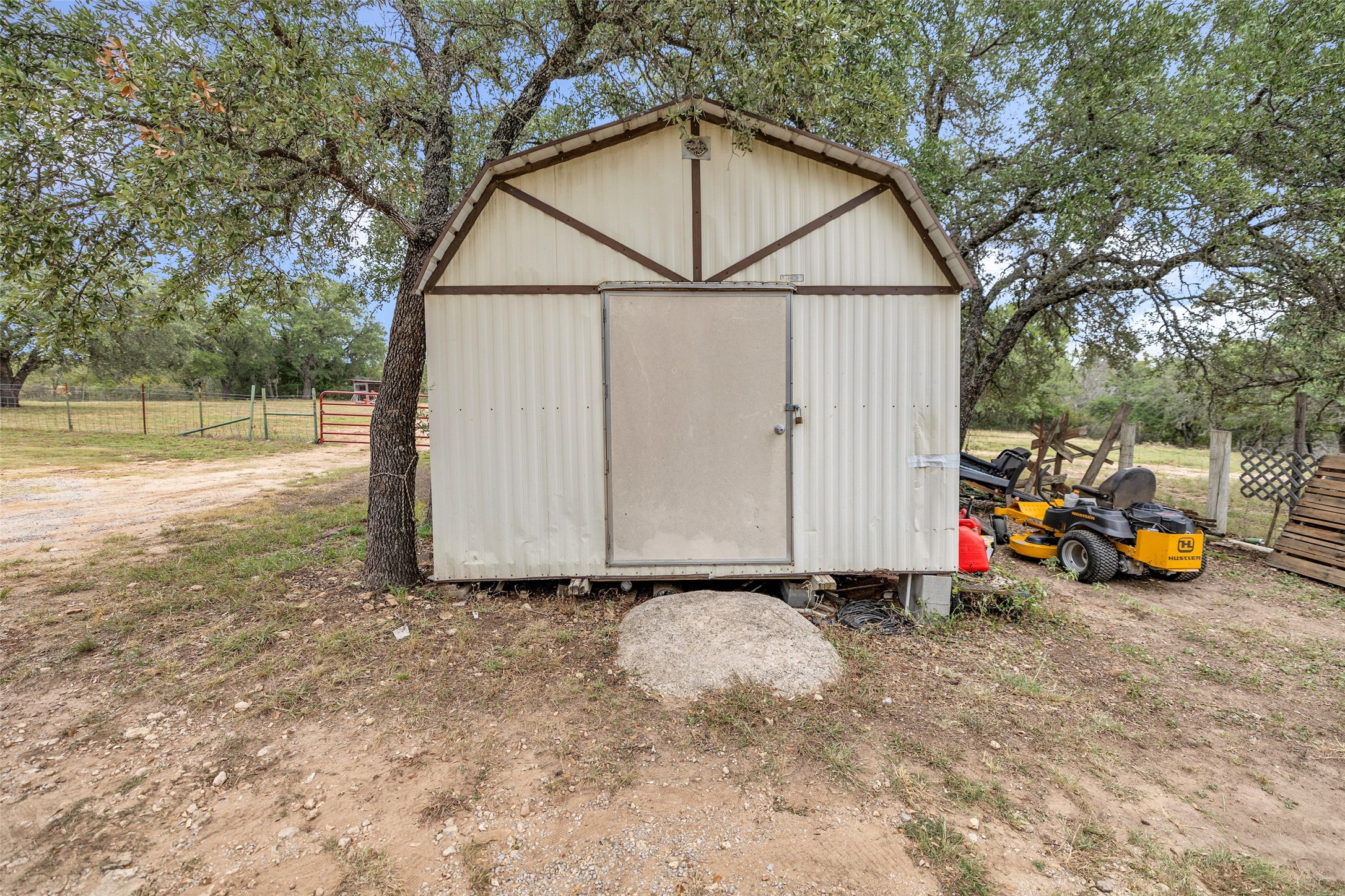1900 Unit A Fm 590 S Zephyr TX 76890