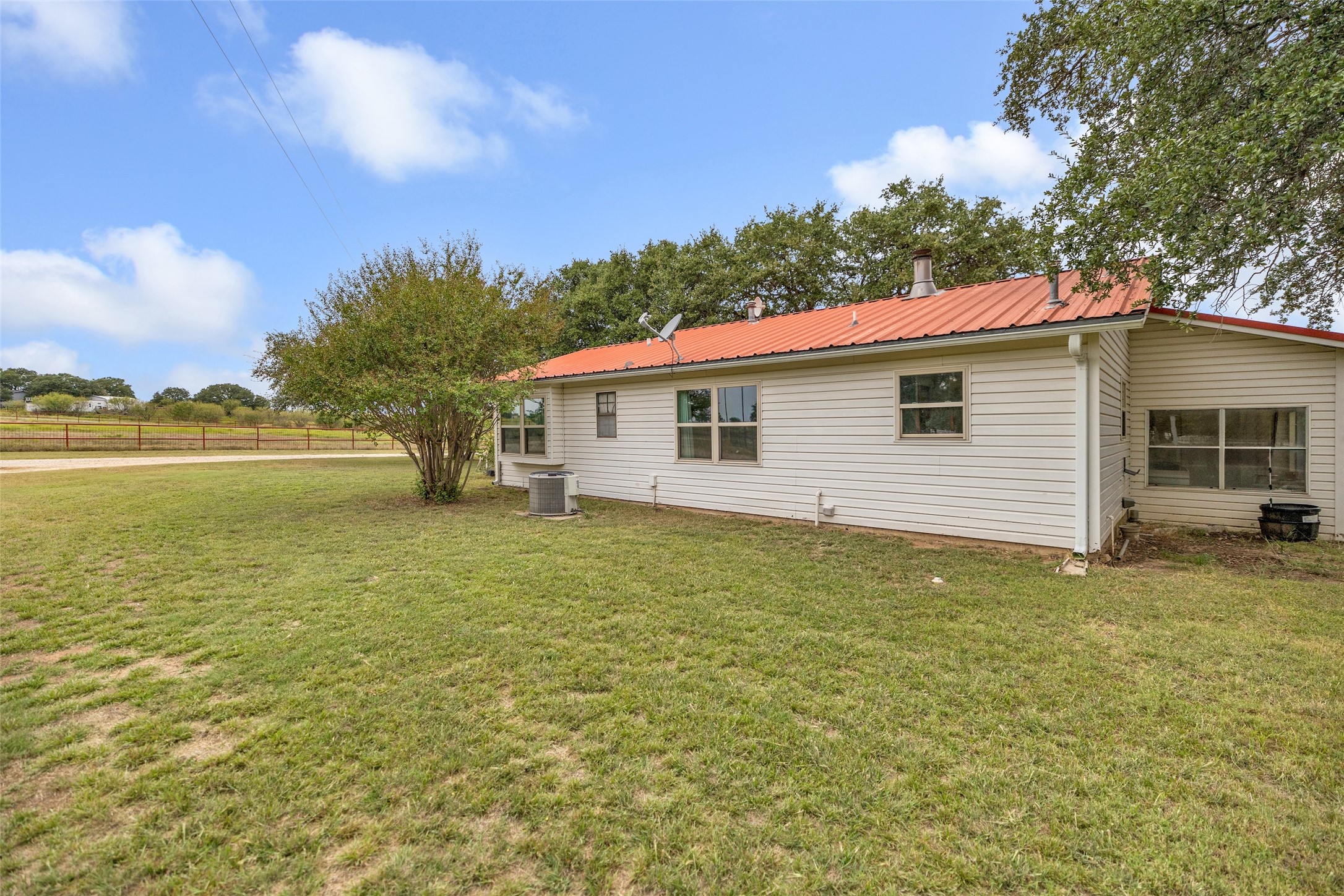 1900 Unit A Fm 590 S Zephyr TX 76890