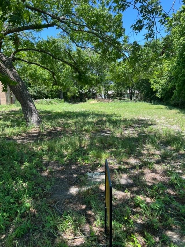 116 W Walnut Street Whitewright TX 75491