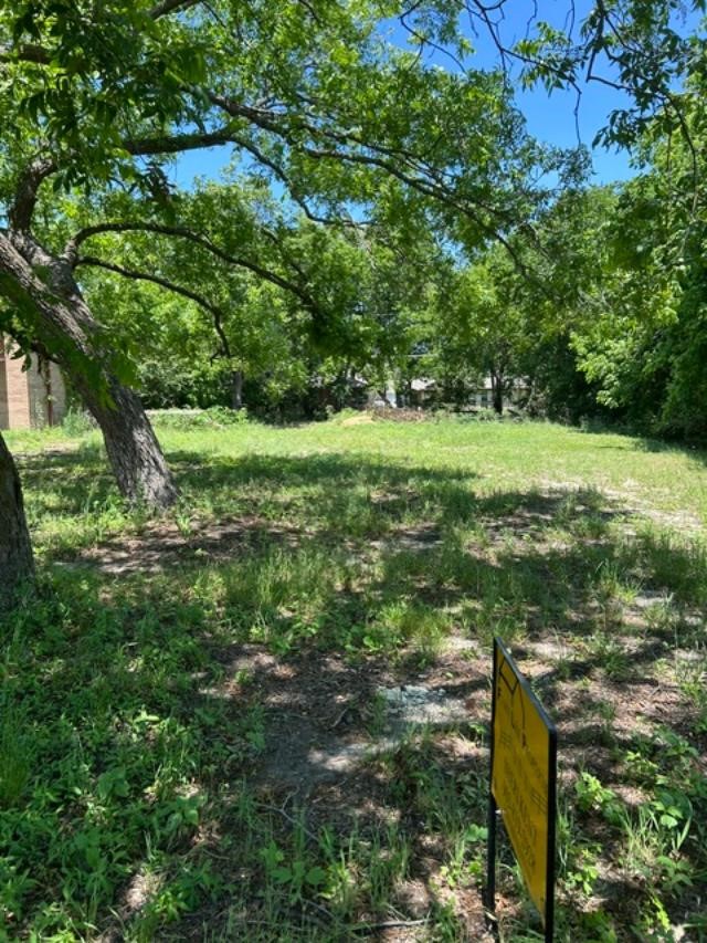 116 W Walnut Street Whitewright TX 75491