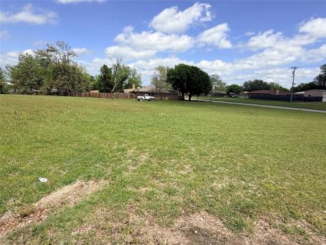 Lot 3 Aljo Nelson Street Bowie TX 76230