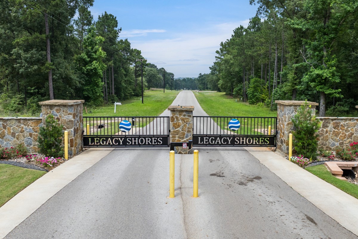 3168 Shadow Pine Drive Larue TX 75770