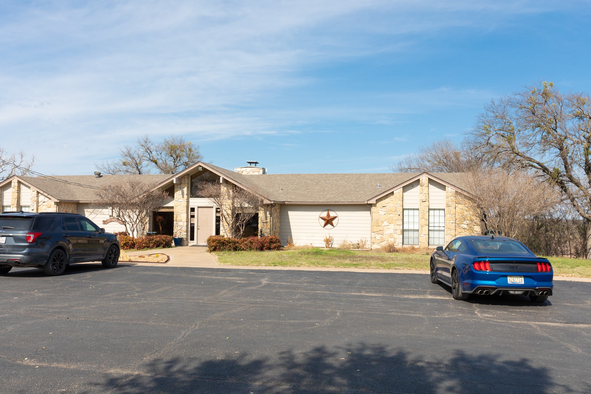 2223 Steepleridge Circle Granbury TX 76048