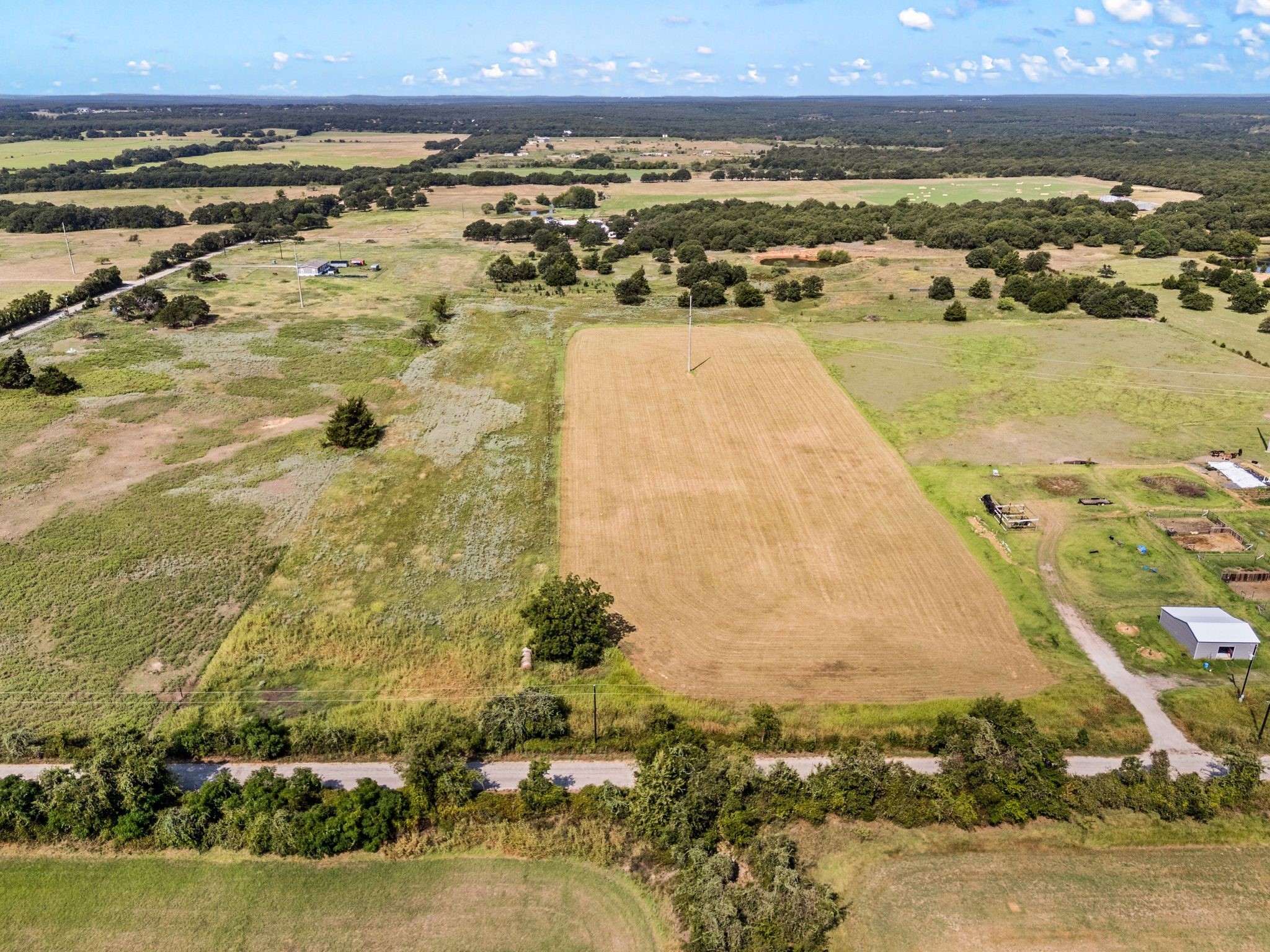 836 County Road 1895 Sunset TX 76270