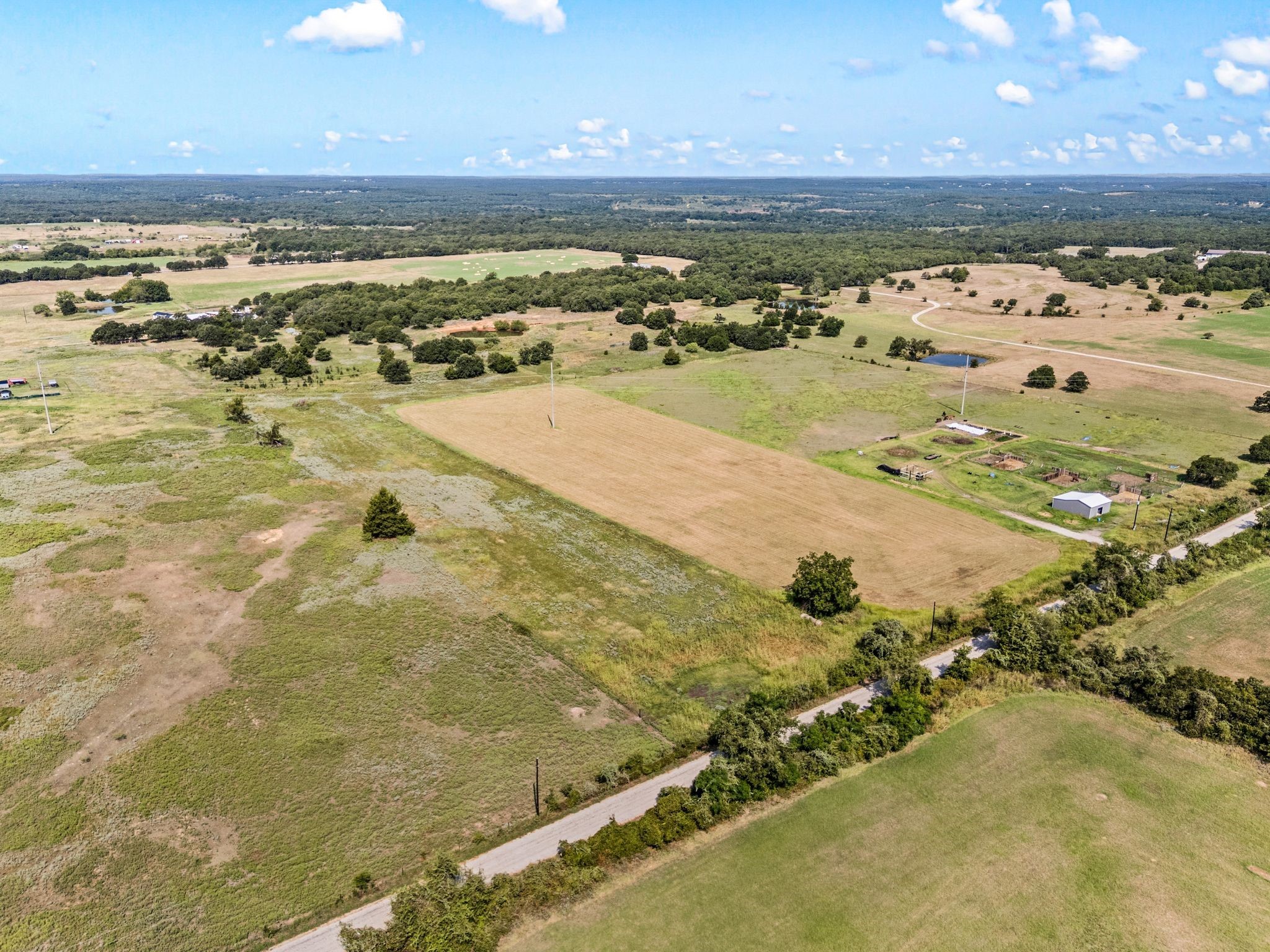 836 County Road 1895 Sunset TX 76270