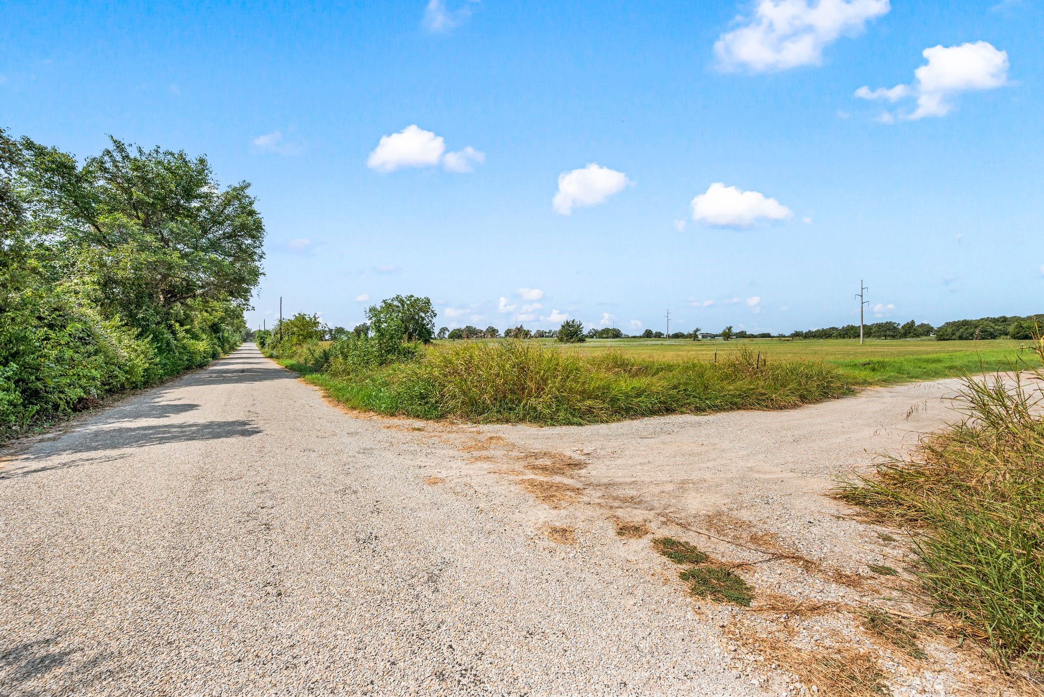 836 County Road 1895 Sunset TX 76270