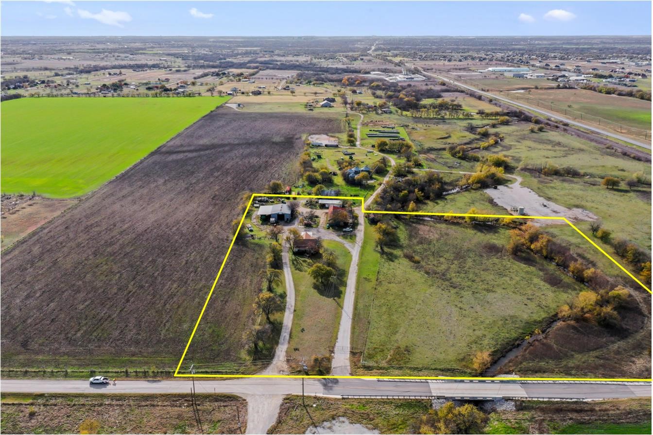 112 Seaborn Road Ponder TX 76259
