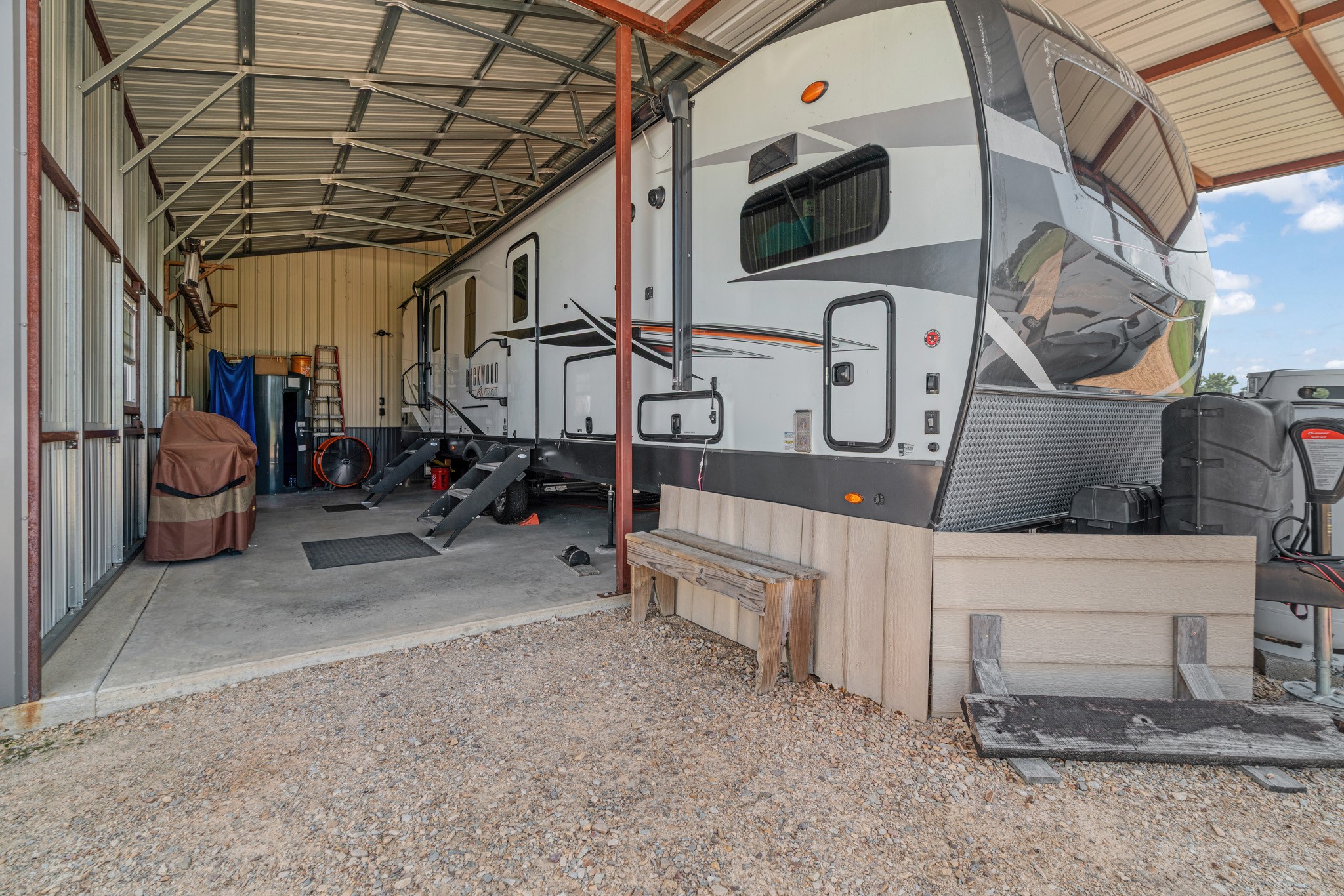 1750 County Road 34430 Sumner TX 75486