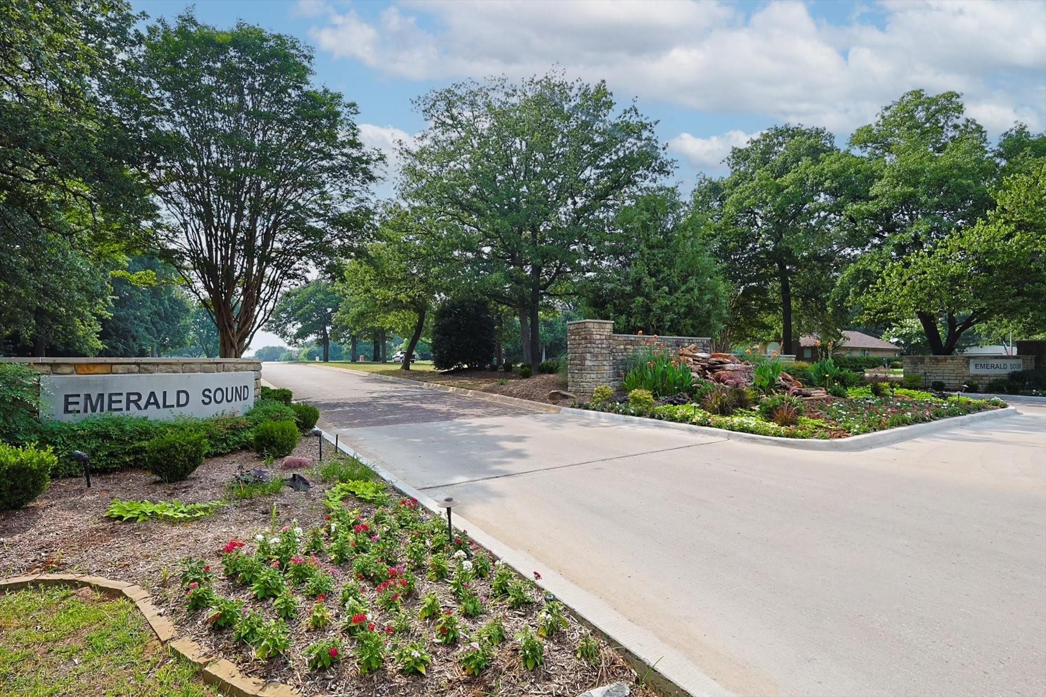 940 Emerald Sound Boulevard Oak Point TX 75068
