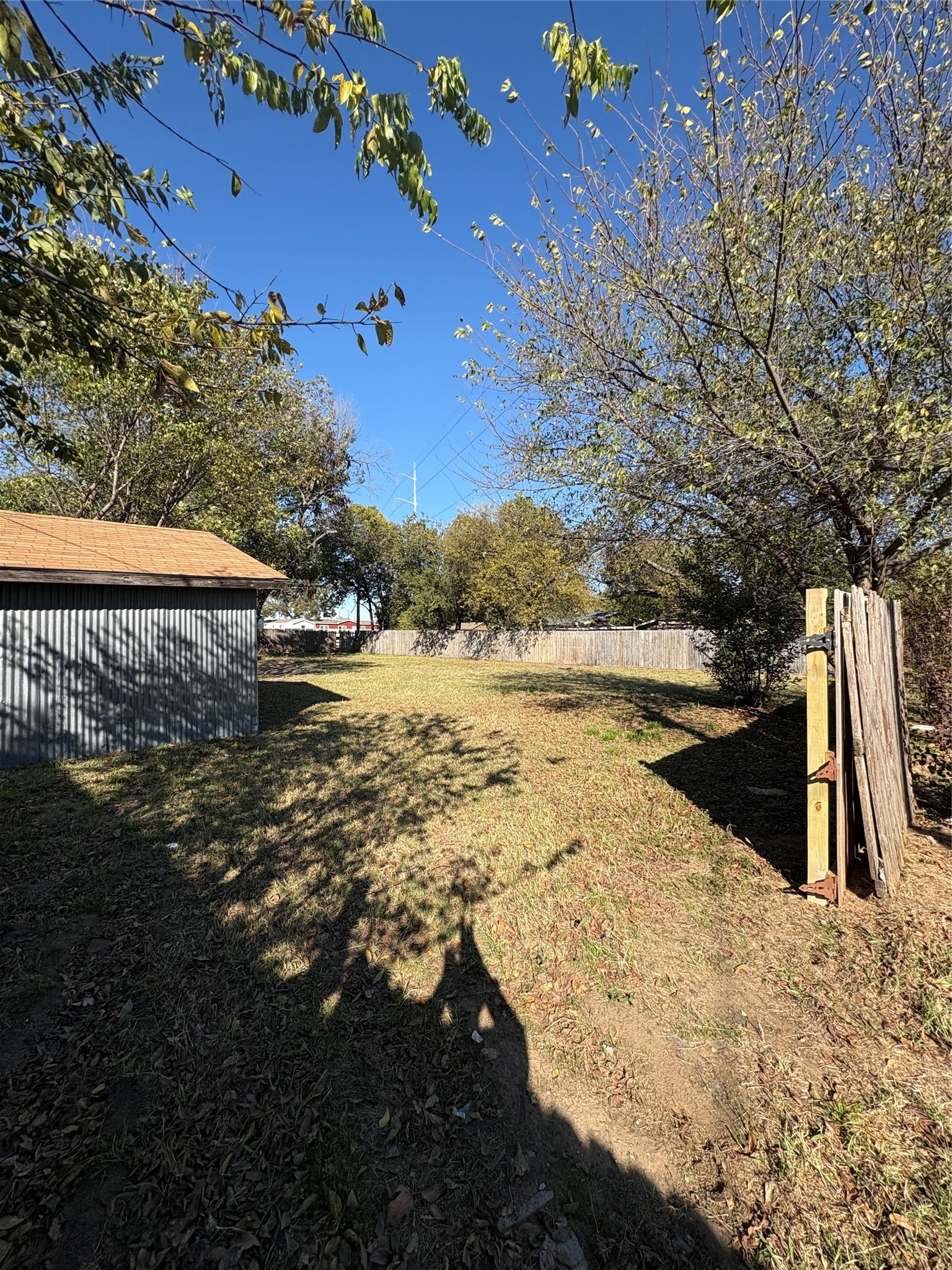 305 E Miller Street Burleson TX 76028