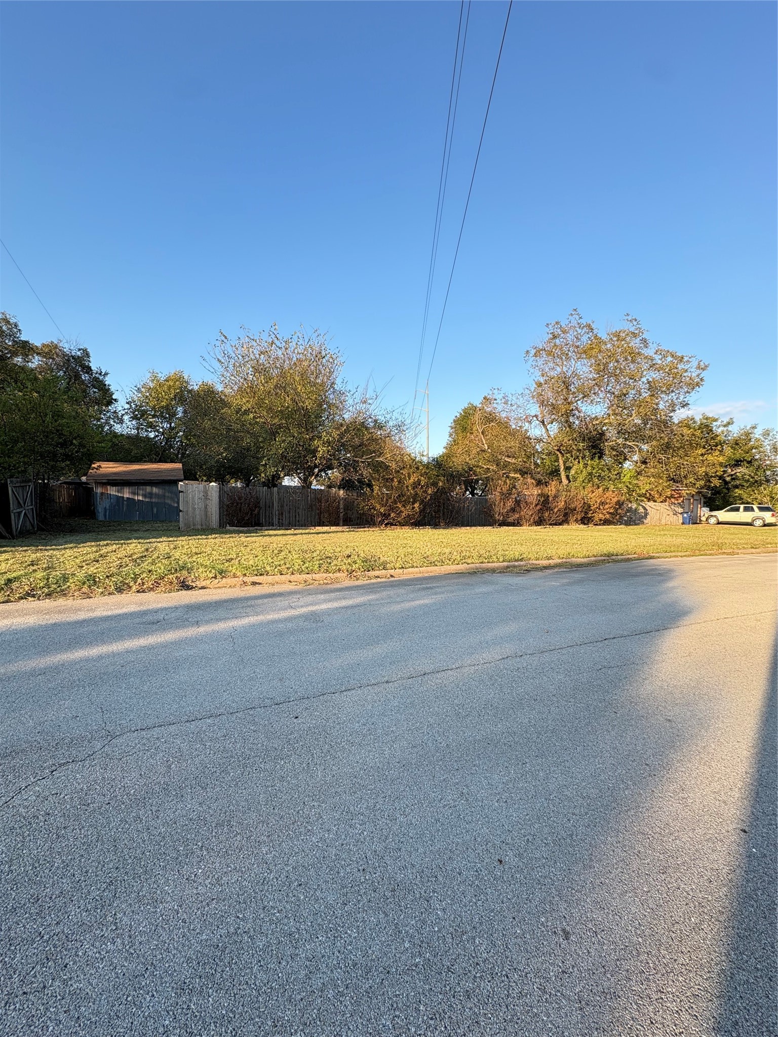 305 E Miller Street Burleson TX 76028