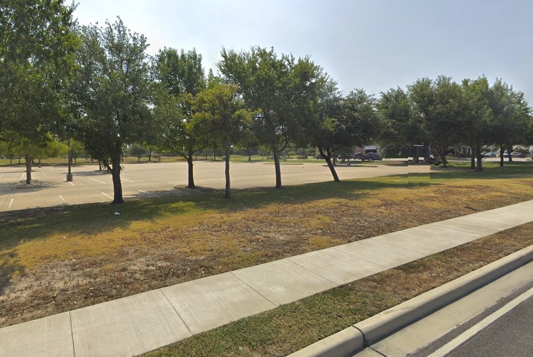 5900 North Freeway Fort Worth TX 76137