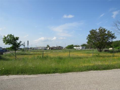 207 Newell Drive Hudson Oaks TX 76087