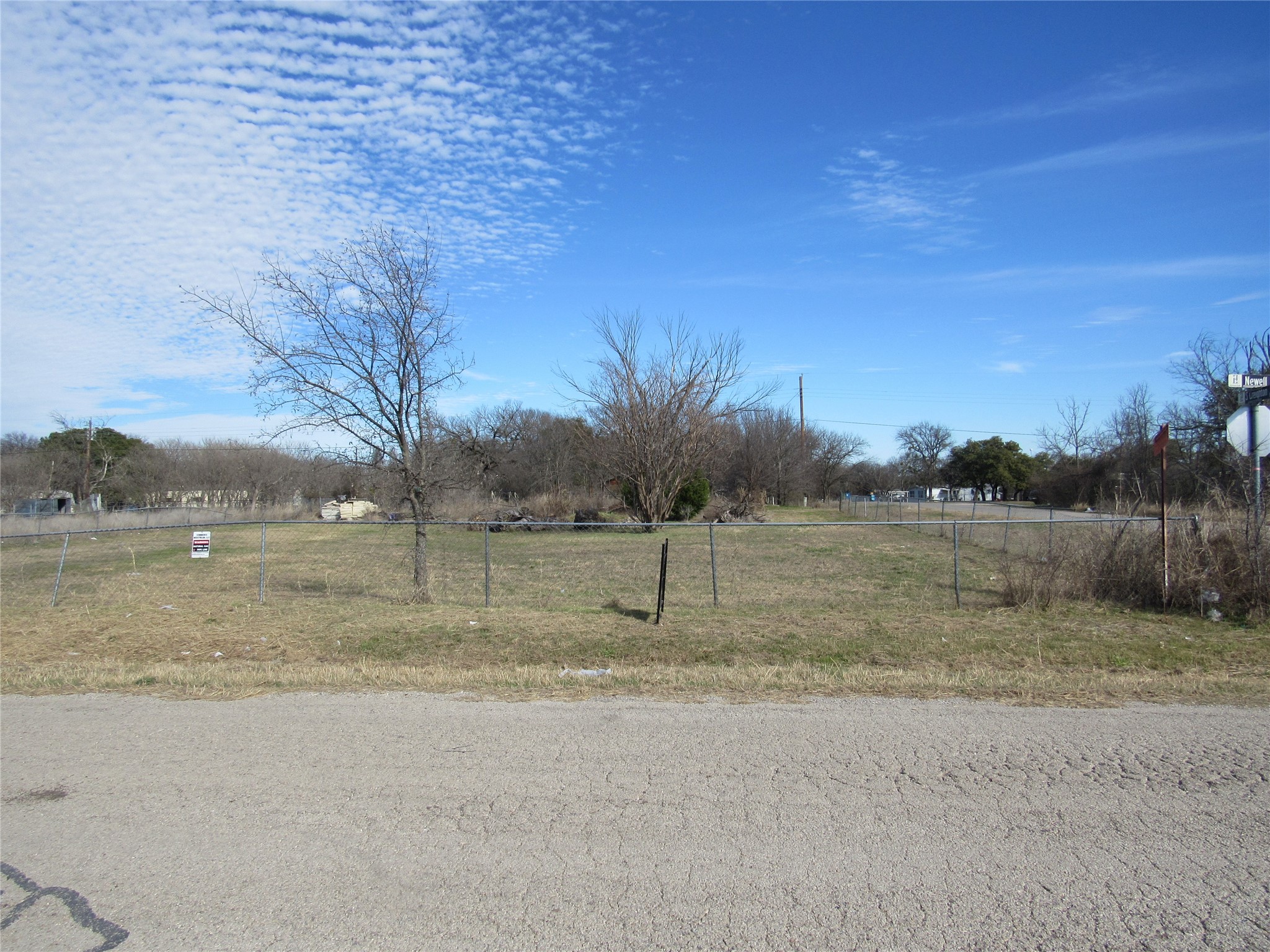 207 Newell Drive Hudson Oaks TX 76087