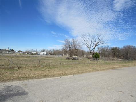 207 Newell Drive Hudson Oaks TX 76087