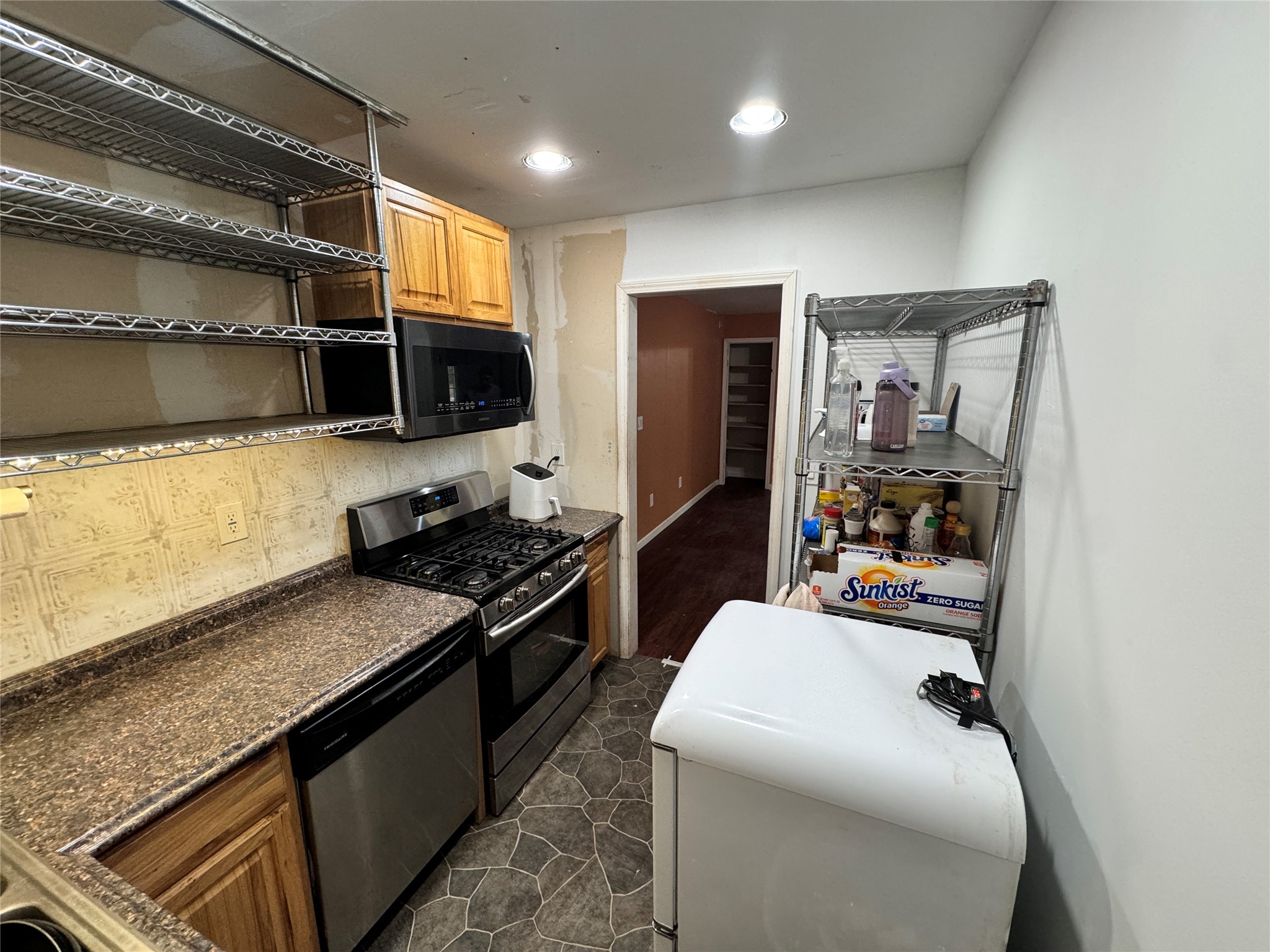 515 County Road 2317 Honey Grove TX 75446