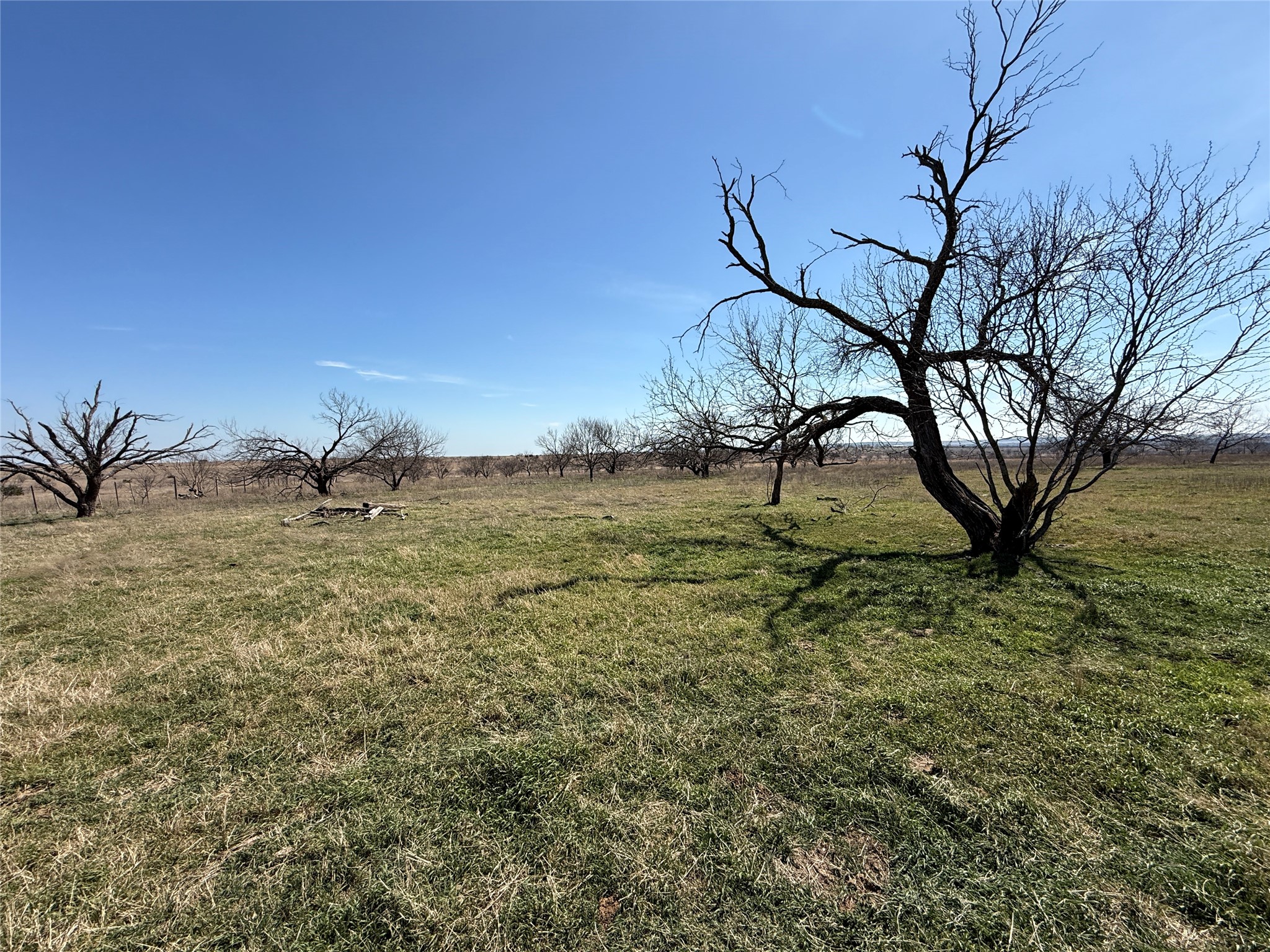 TBD3 Cr 619 Hamilton TX 76531