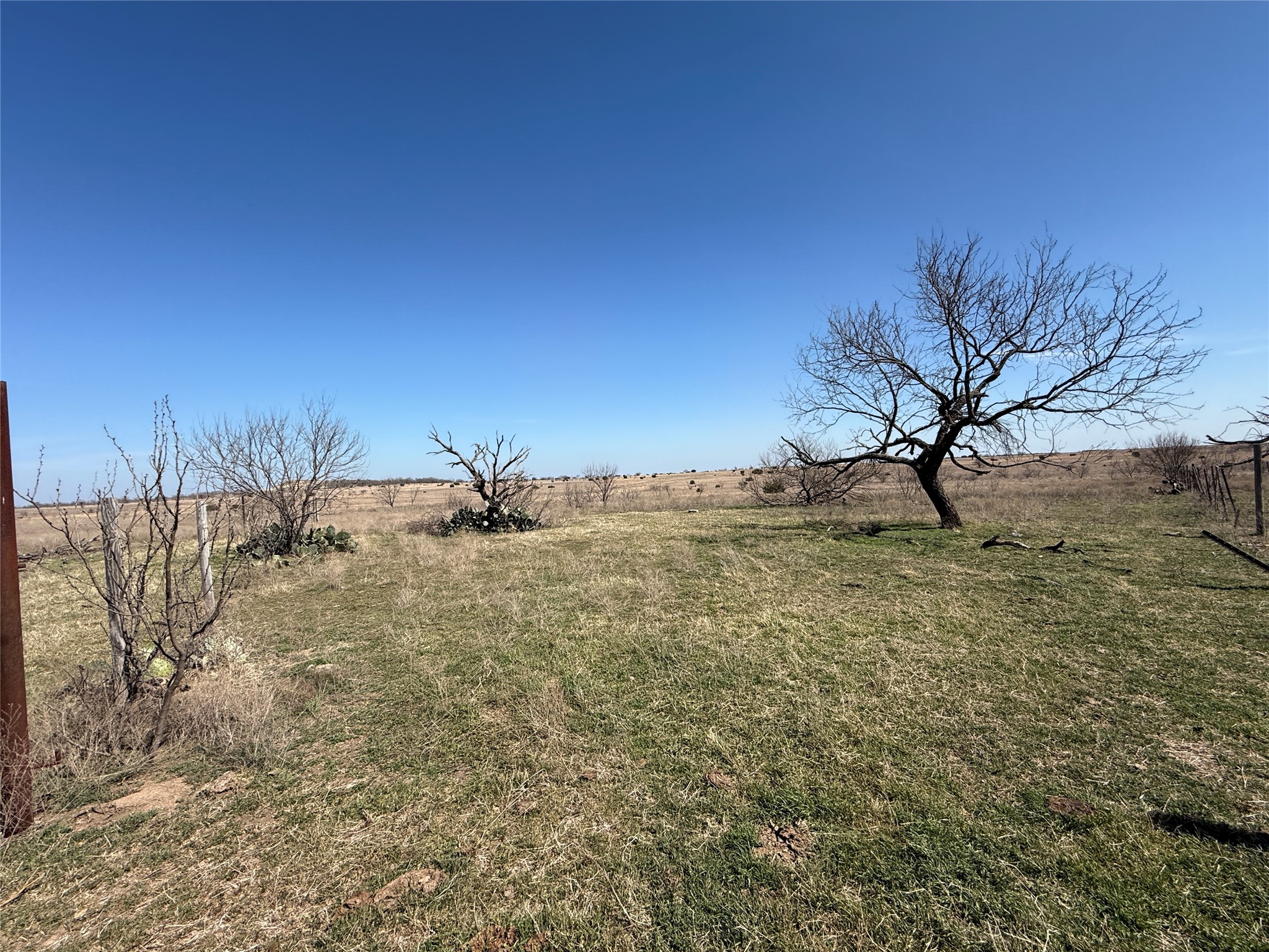 TBD3 Cr 619 Hamilton TX 76531