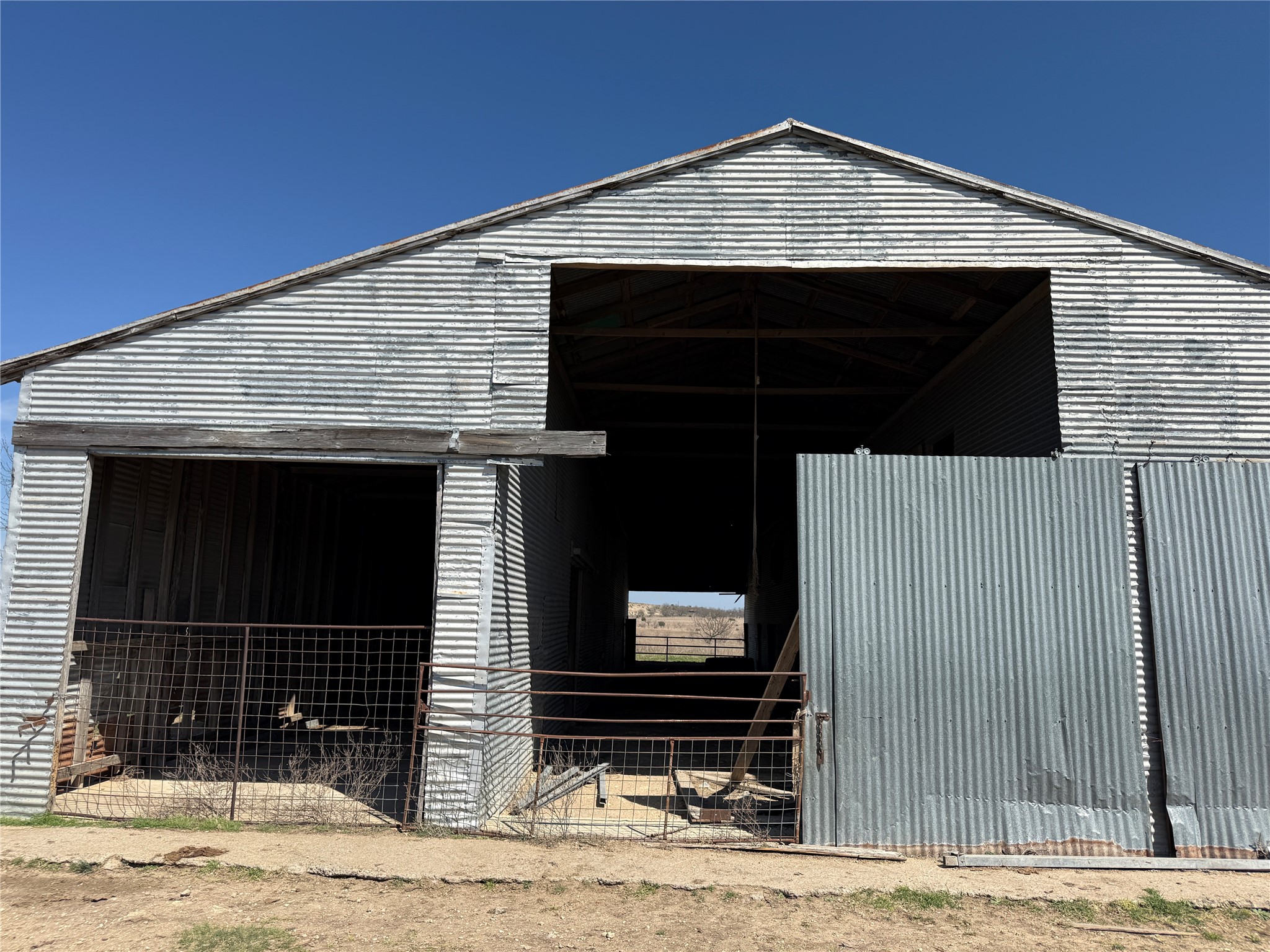TBD3 Cr 619 Hamilton TX 76531