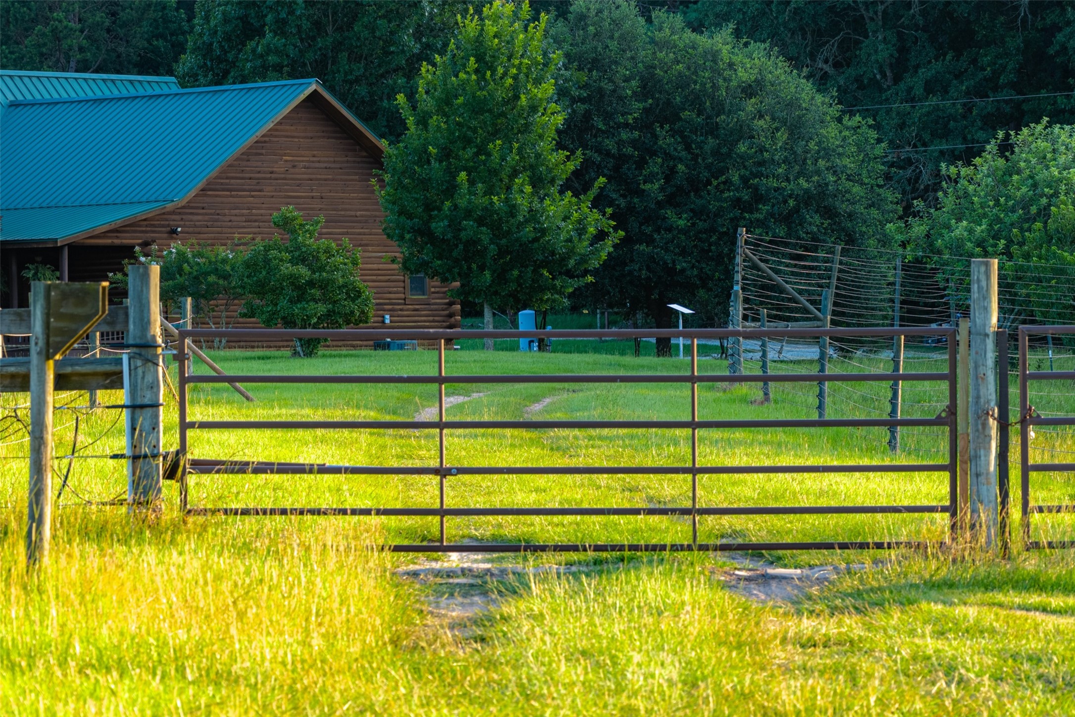 2030 County Road 1640 Grapeland TX 75844