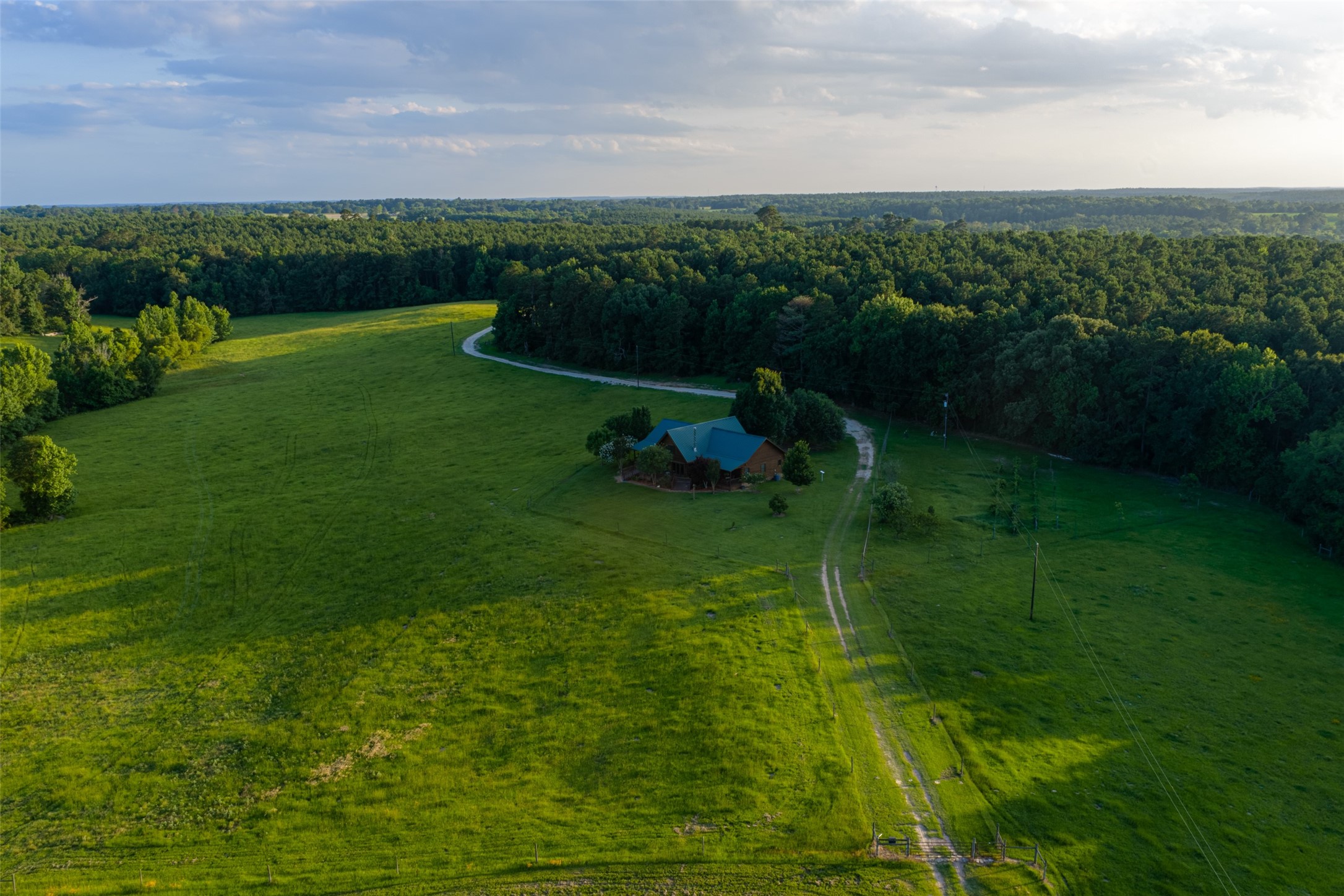 2030 County Road 1640 Grapeland TX 75844