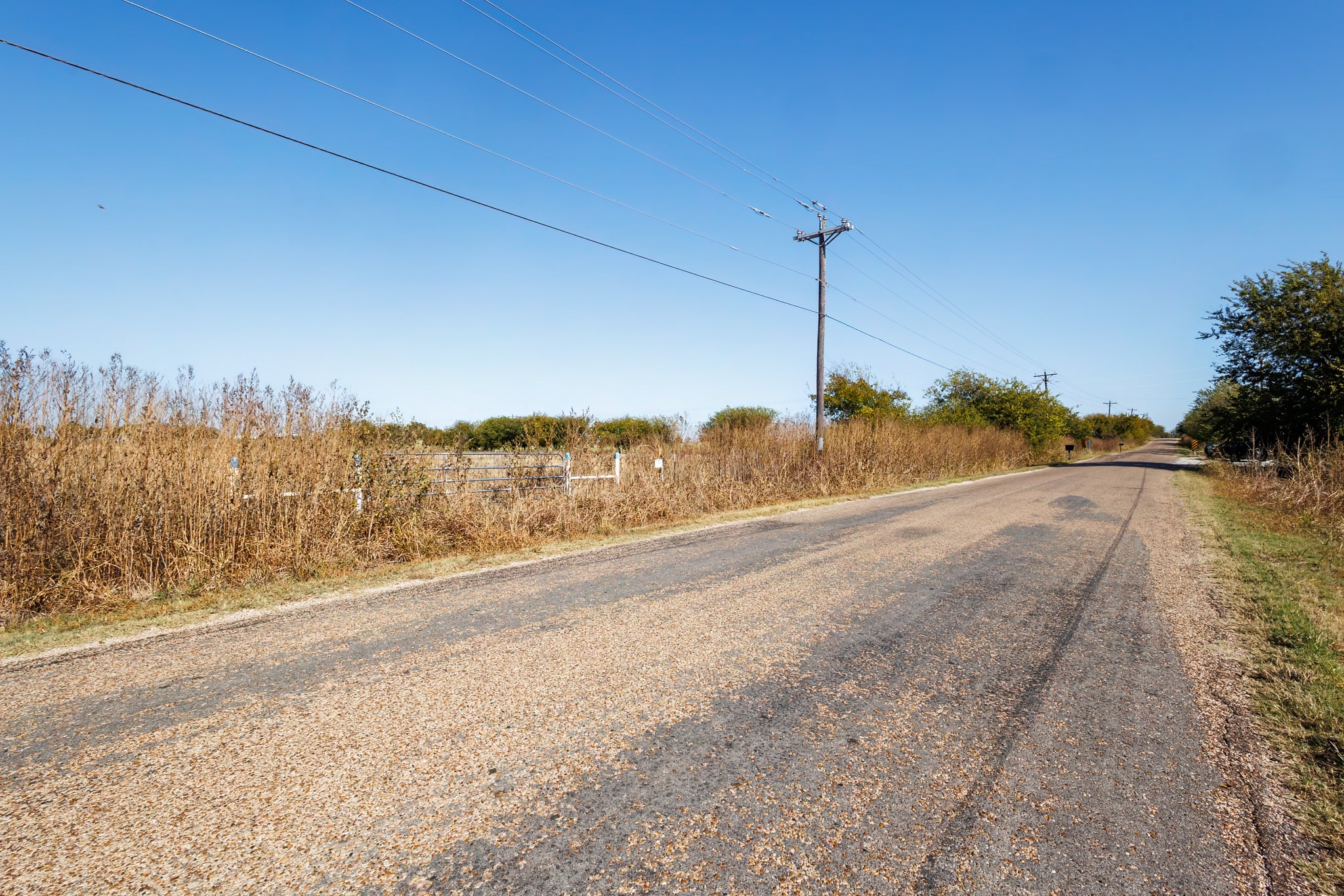 5814 Woodard Avenue Cleburne TX 76033