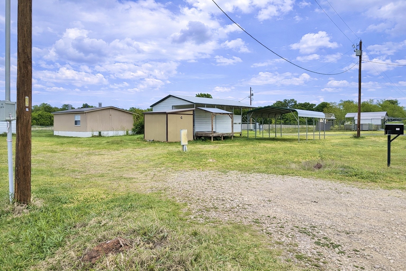 395 Holiday Village Drive Quitman TX 75783