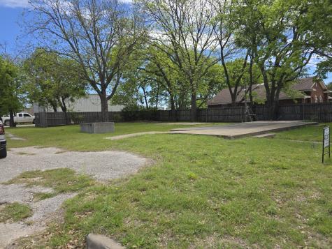 811 Hillsboro Street Cleburne TX 76033