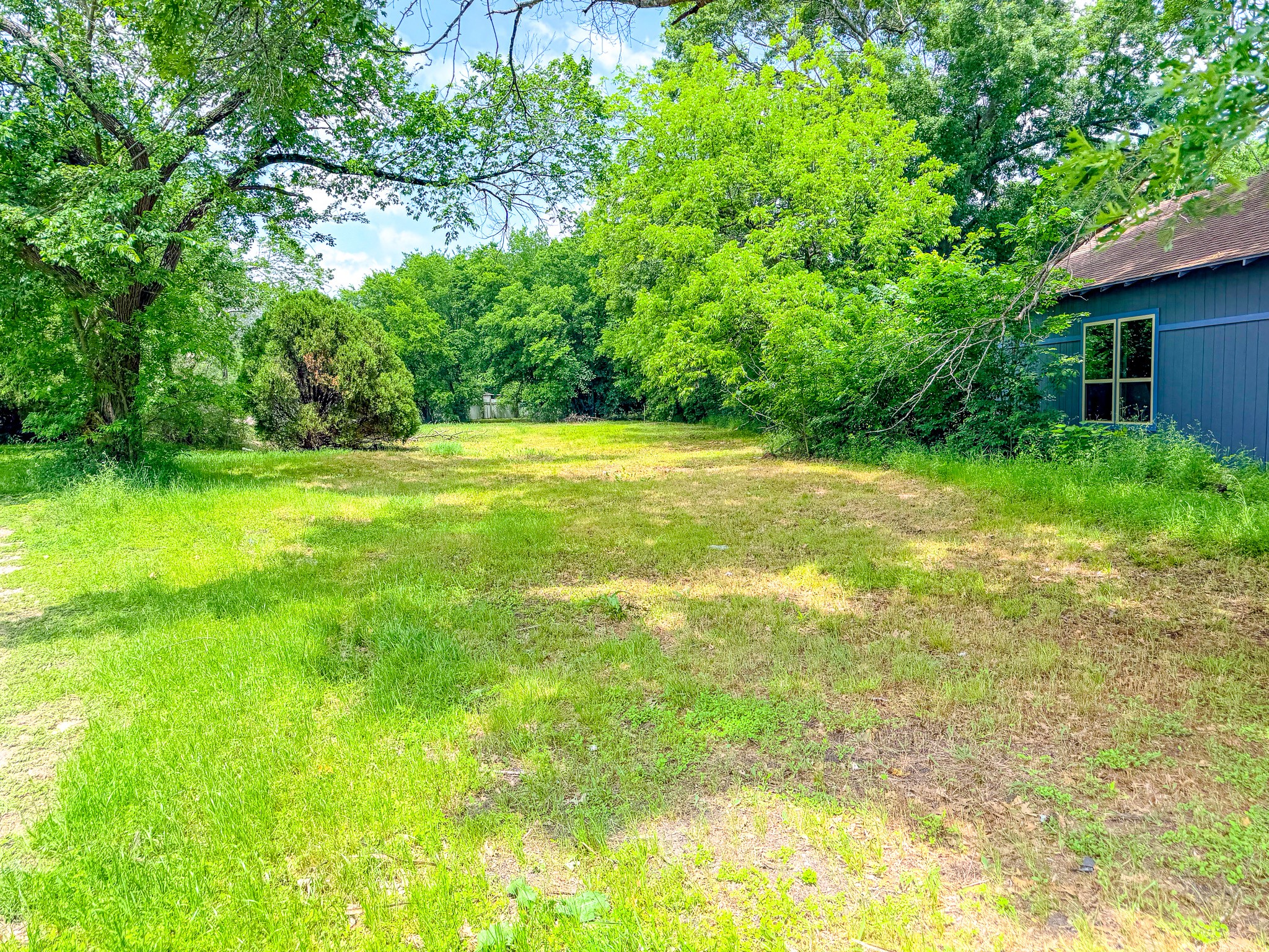 1324 W 10th Avenue Corsicana TX 75110