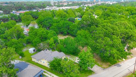 1324 W 10th Avenue Corsicana TX 75110